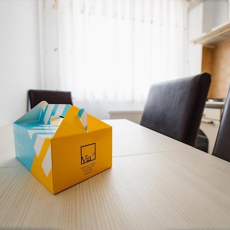 Bright & Elegant Central Apartment Oradea Bagian luar foto