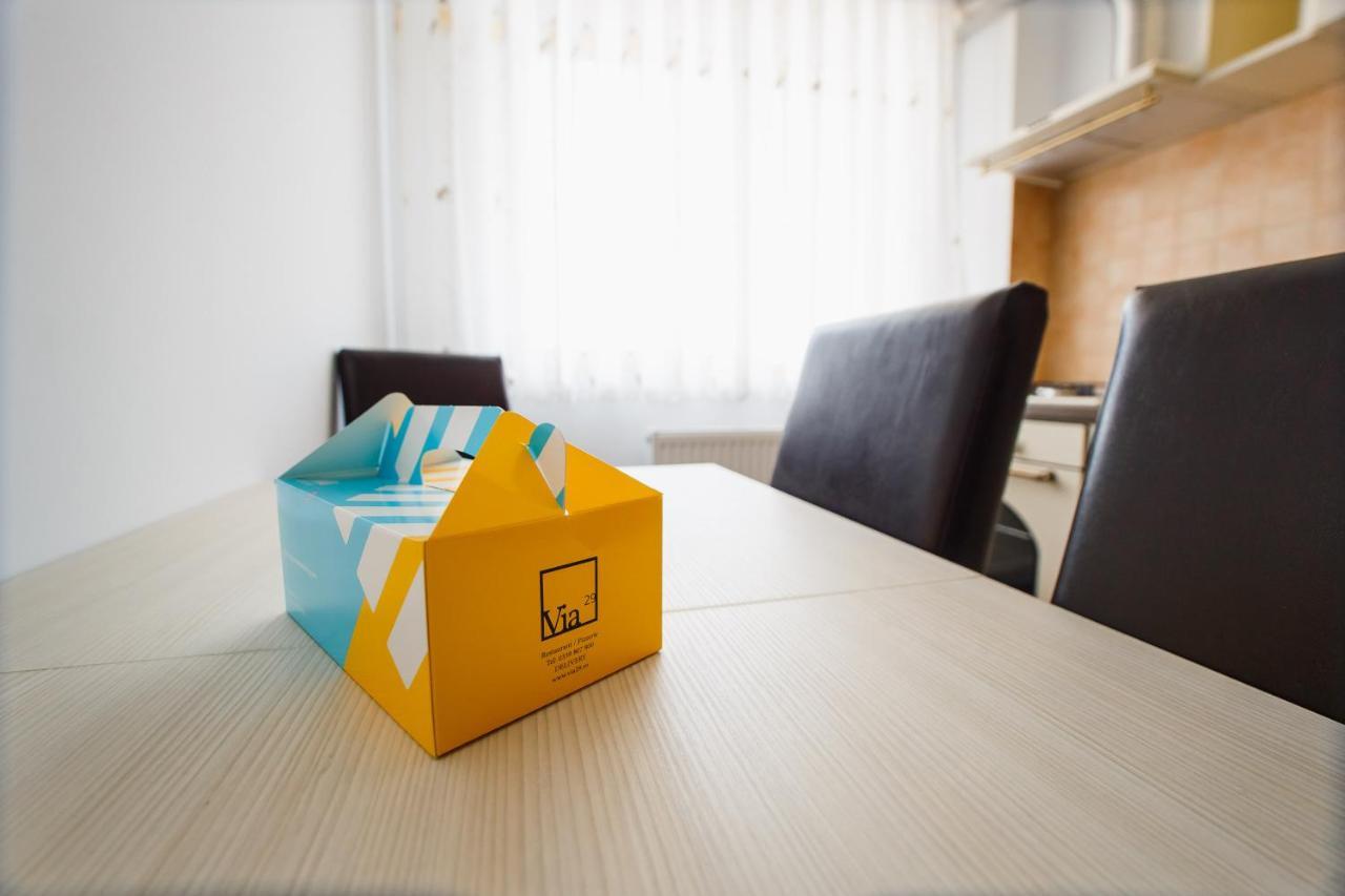 Bright & Elegant Central Apartment Oradea Bagian luar foto